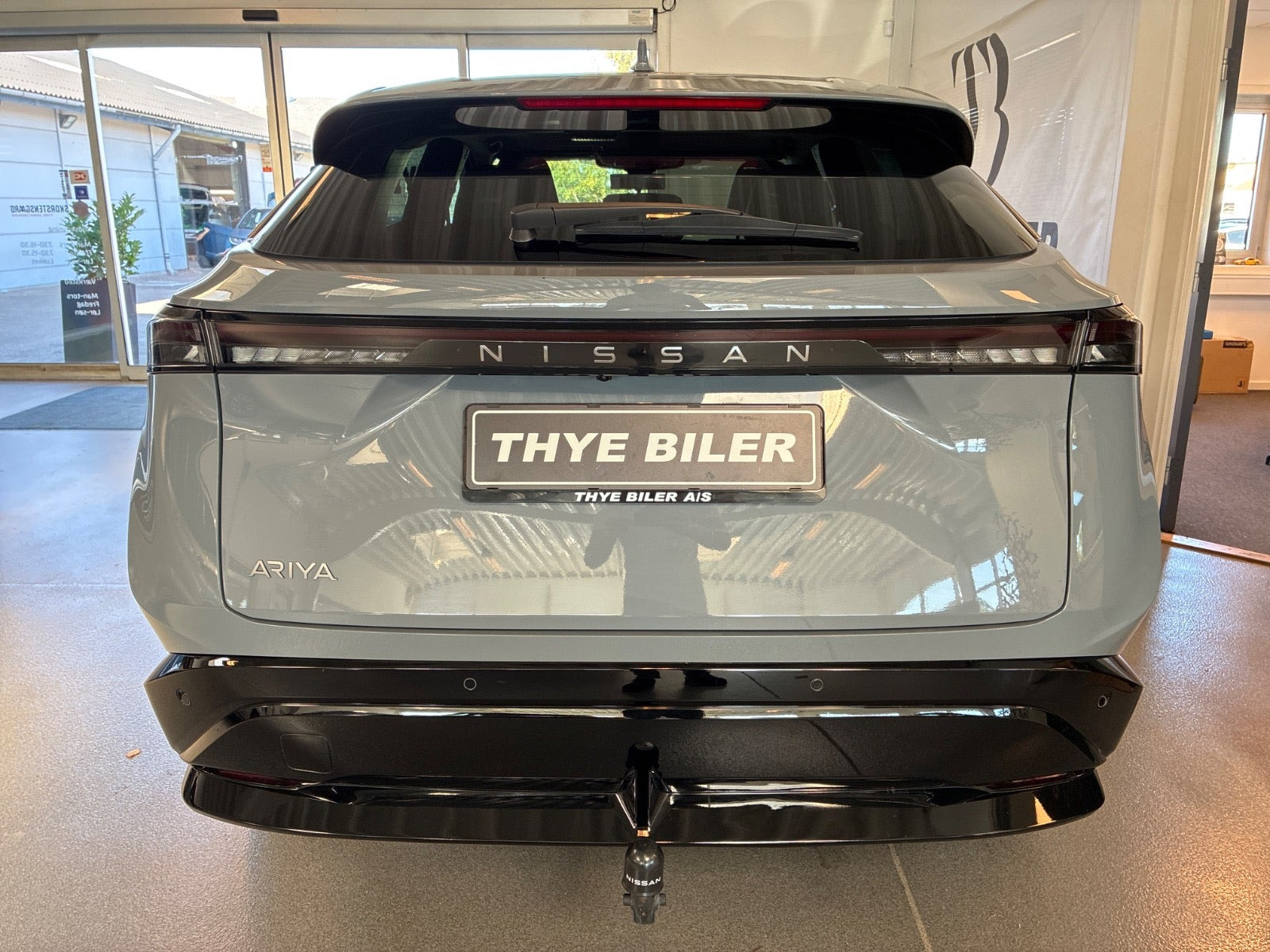 Grå Nissan Ariya fra 2022