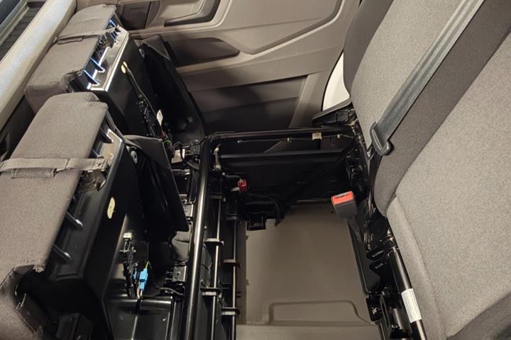 Sort VW Crafter 35 fra 2020