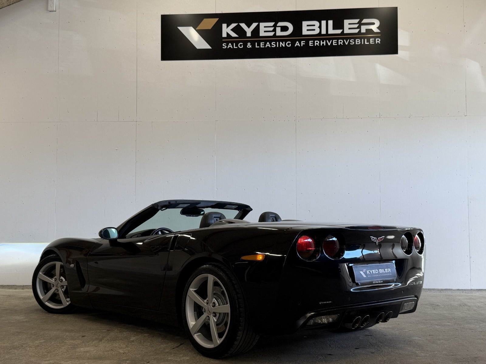 Sort Corvette C6 fra 2008