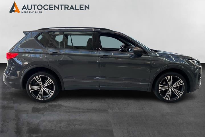 Grå Seat Tarraco fra 2022