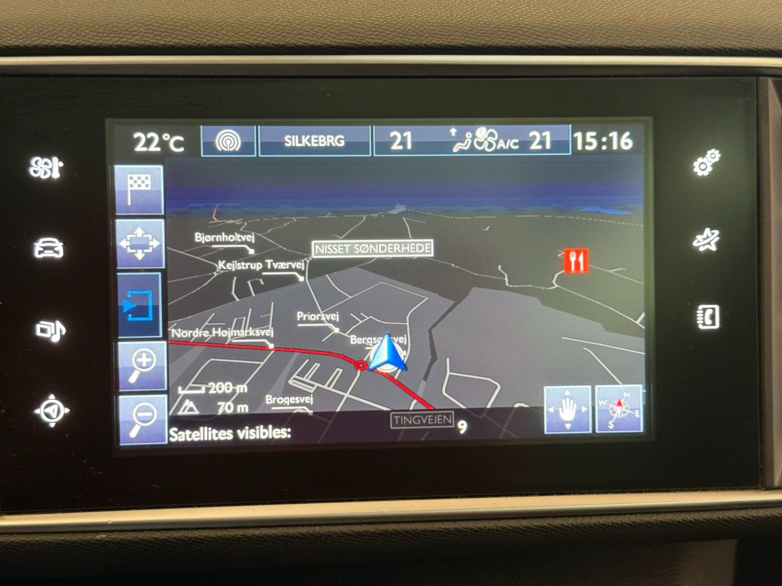 Sort Peugeot 308 fra 2016