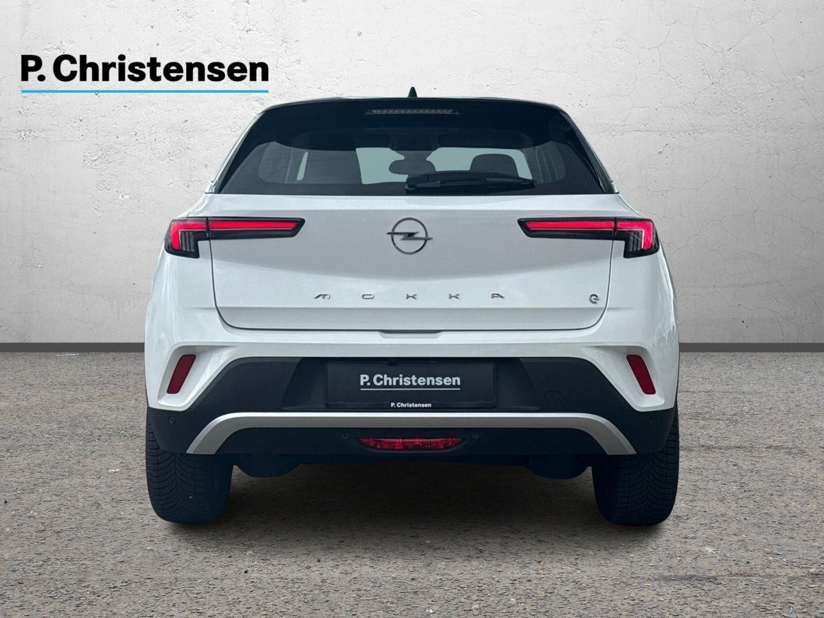Hvid Opel Mokka-e fra 2021