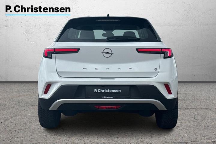 Hvid Opel Mokka-e fra 2021
