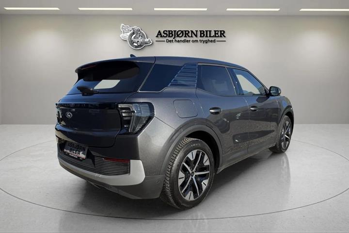 Grå Ford Explorer fra 2025