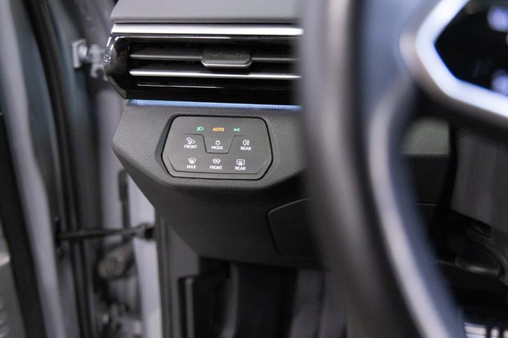 Grå VW ID.4 fra 2025