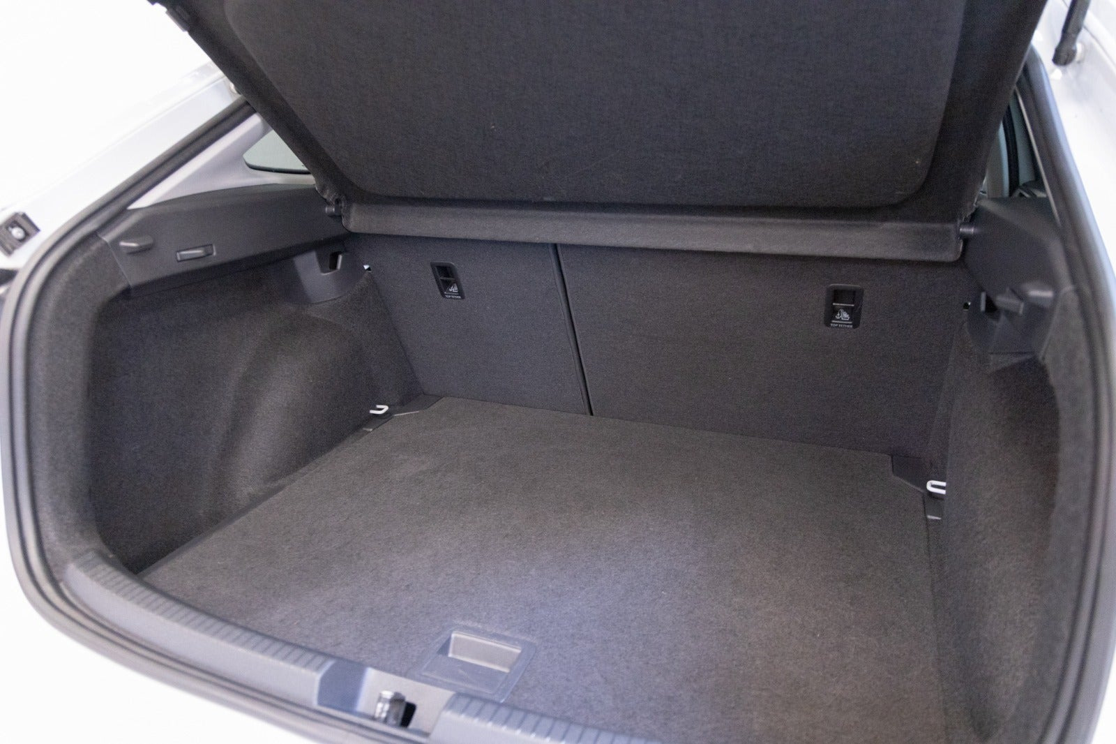 Hvid VW Taigo fra 2022