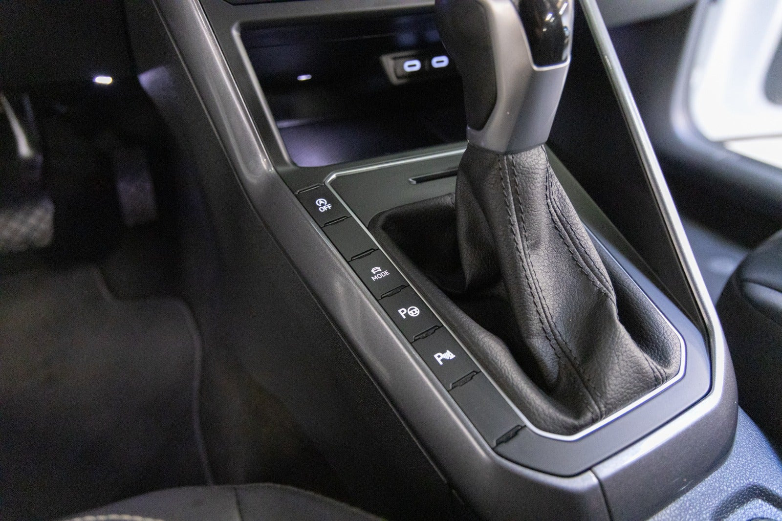Hvid VW Taigo fra 2022