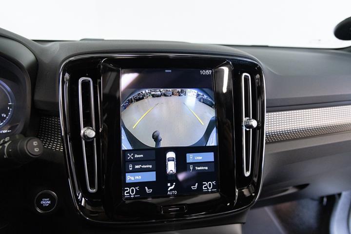 Hvid Volvo XC40 fra 2022