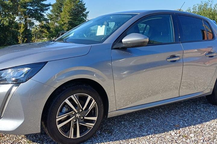 undefined Peugeot 208 fra 2021 set udefra