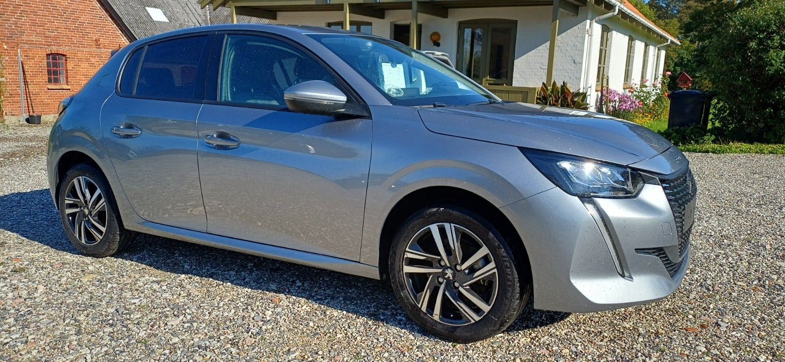 undefined Peugeot 208 fra 2021