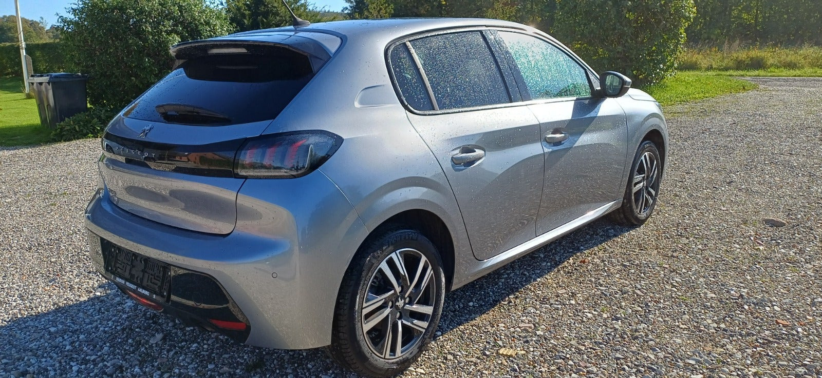 undefined Peugeot 208 fra 2021
