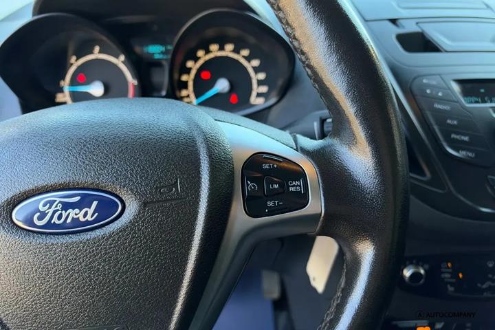 undefined Ford Transit Courier fra 2021