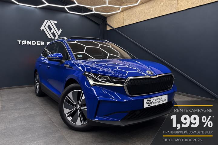 Blå Skoda Enyaq fra 2023