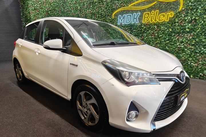undefined Toyota Yaris fra 2014