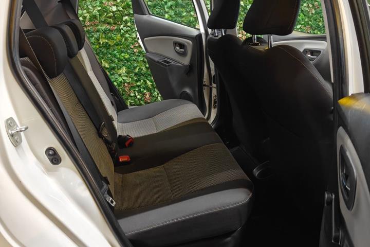 undefined Toyota Yaris fra 2014