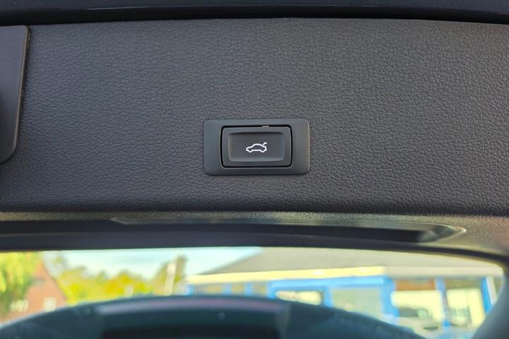 undefined Audi e-tron fra 2021