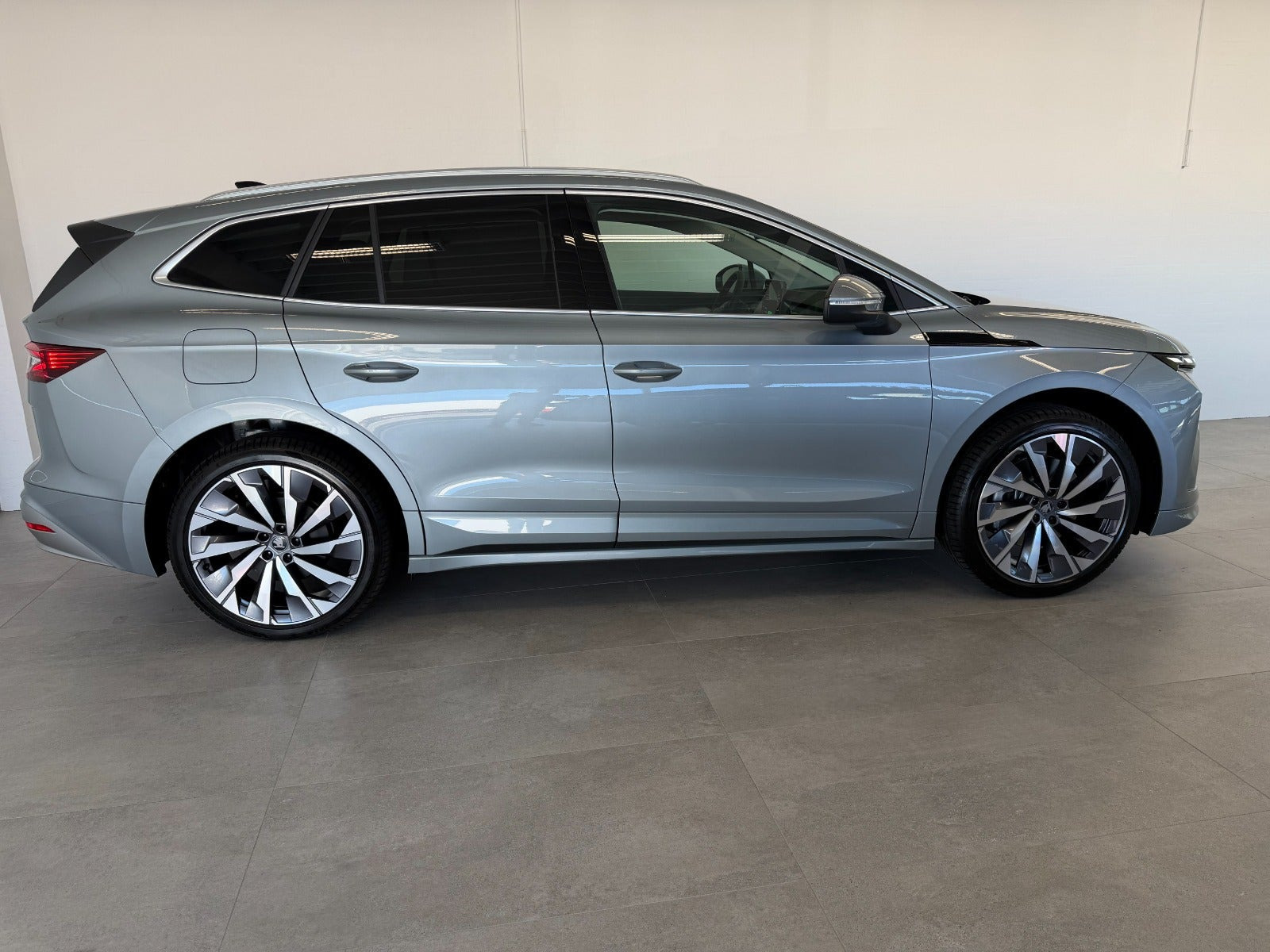 Grå Skoda Enyaq fra 2027