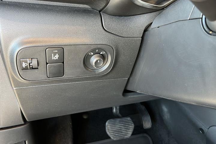 Grå Citroën C3 fra 2019