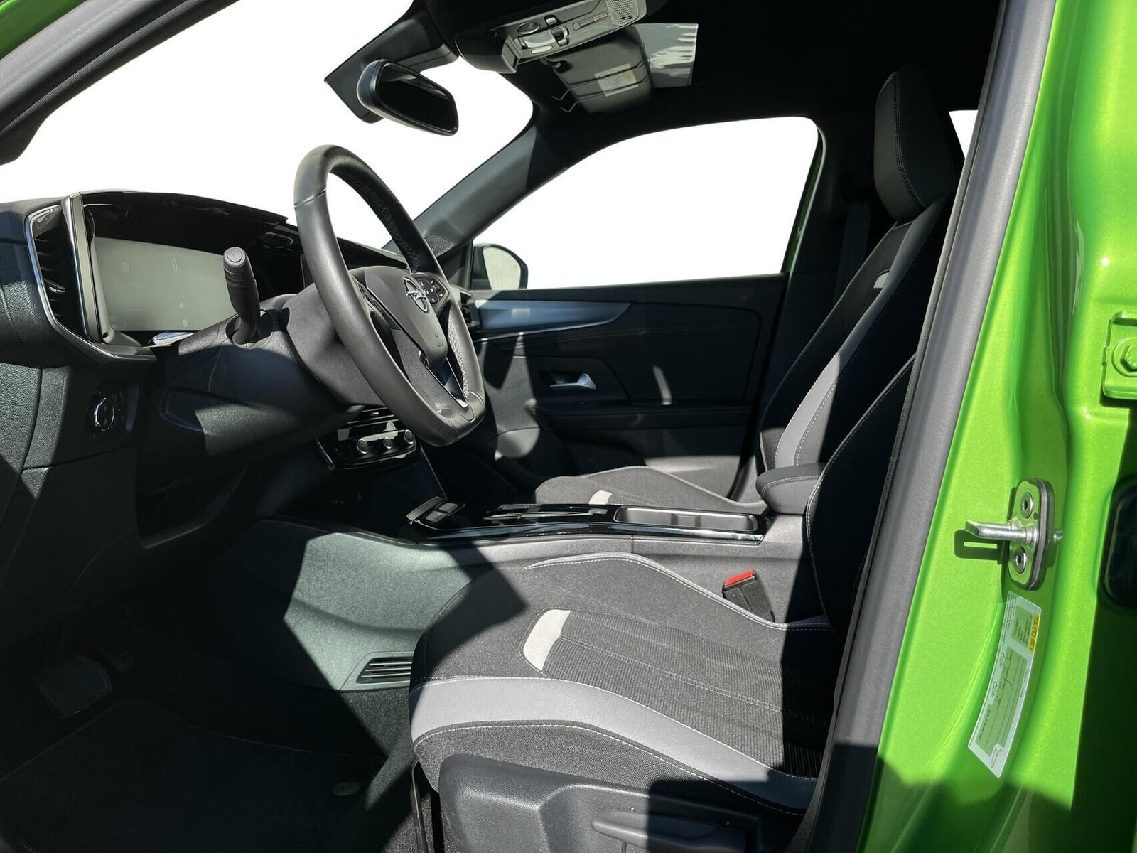 Grøn Opel Mokka-e fra 2025