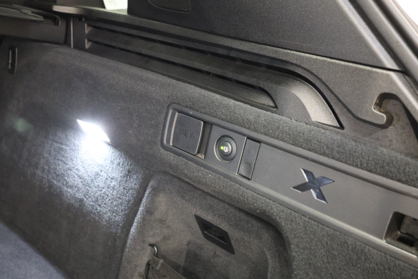 Sort BMW X5 fra 2023