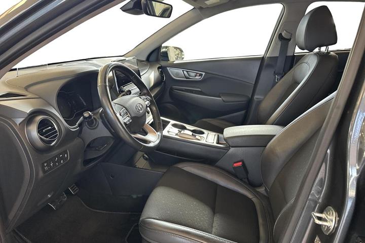 Grå Hyundai Kona fra 2020