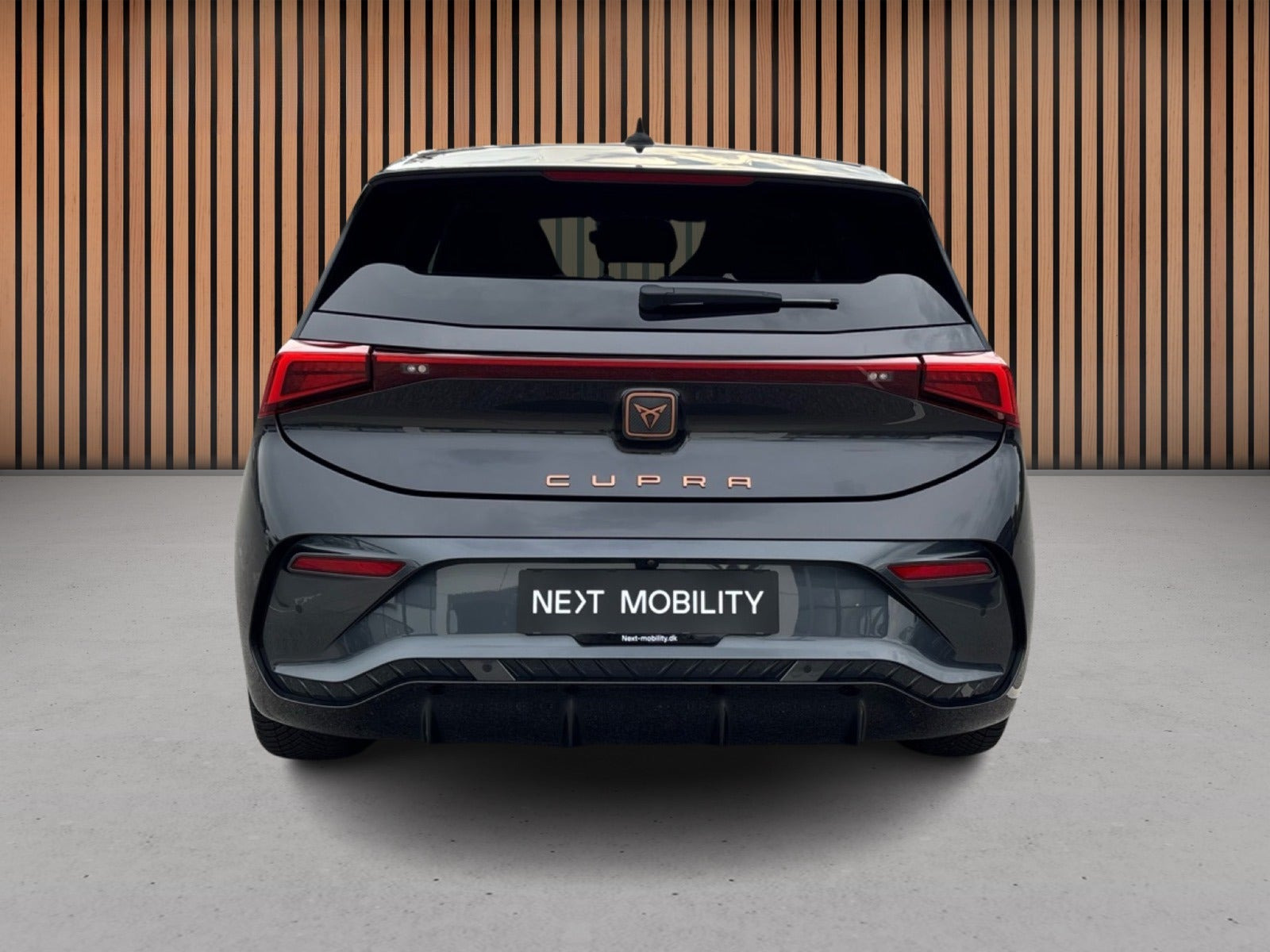 Grå Cupra Born fra 2024