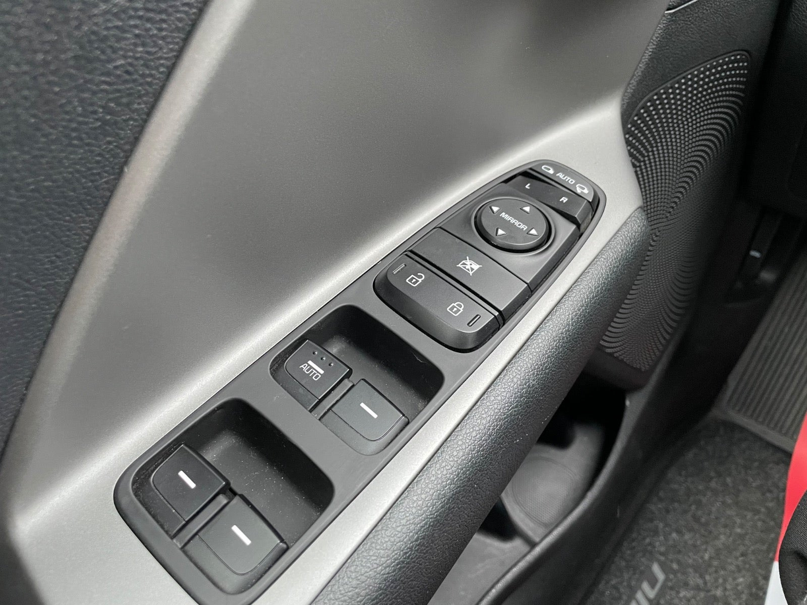 Sort Kia Niro fra 2021