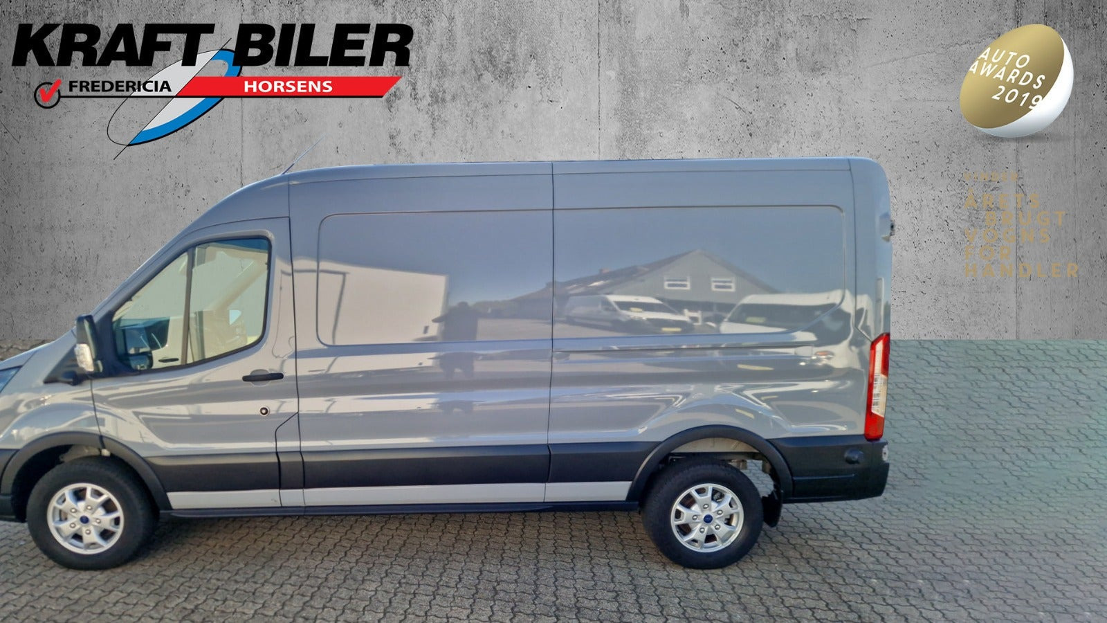 Grå Ford E-Transit 350 L3 Van fra 2024