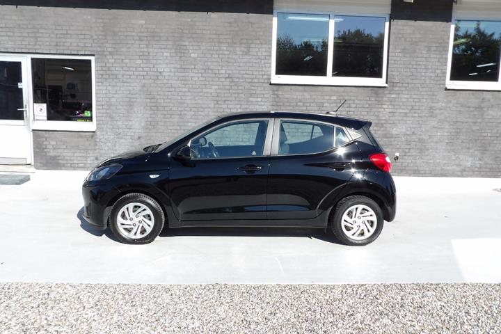 Sort Hyundai i10 fra 2021
