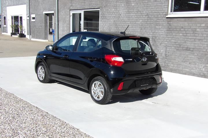 Sort Hyundai i10 fra 2021