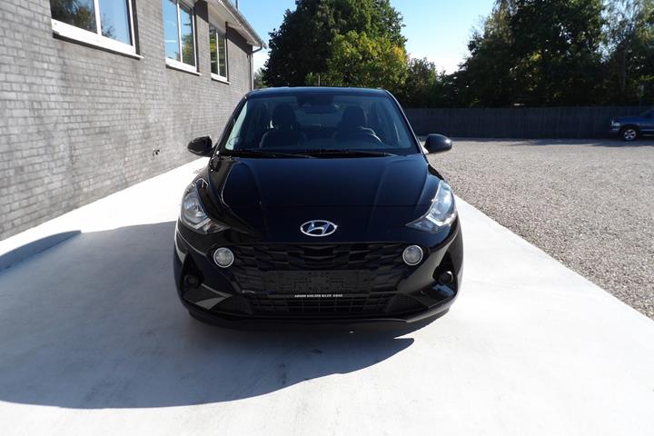Sort Hyundai i10 fra 2021