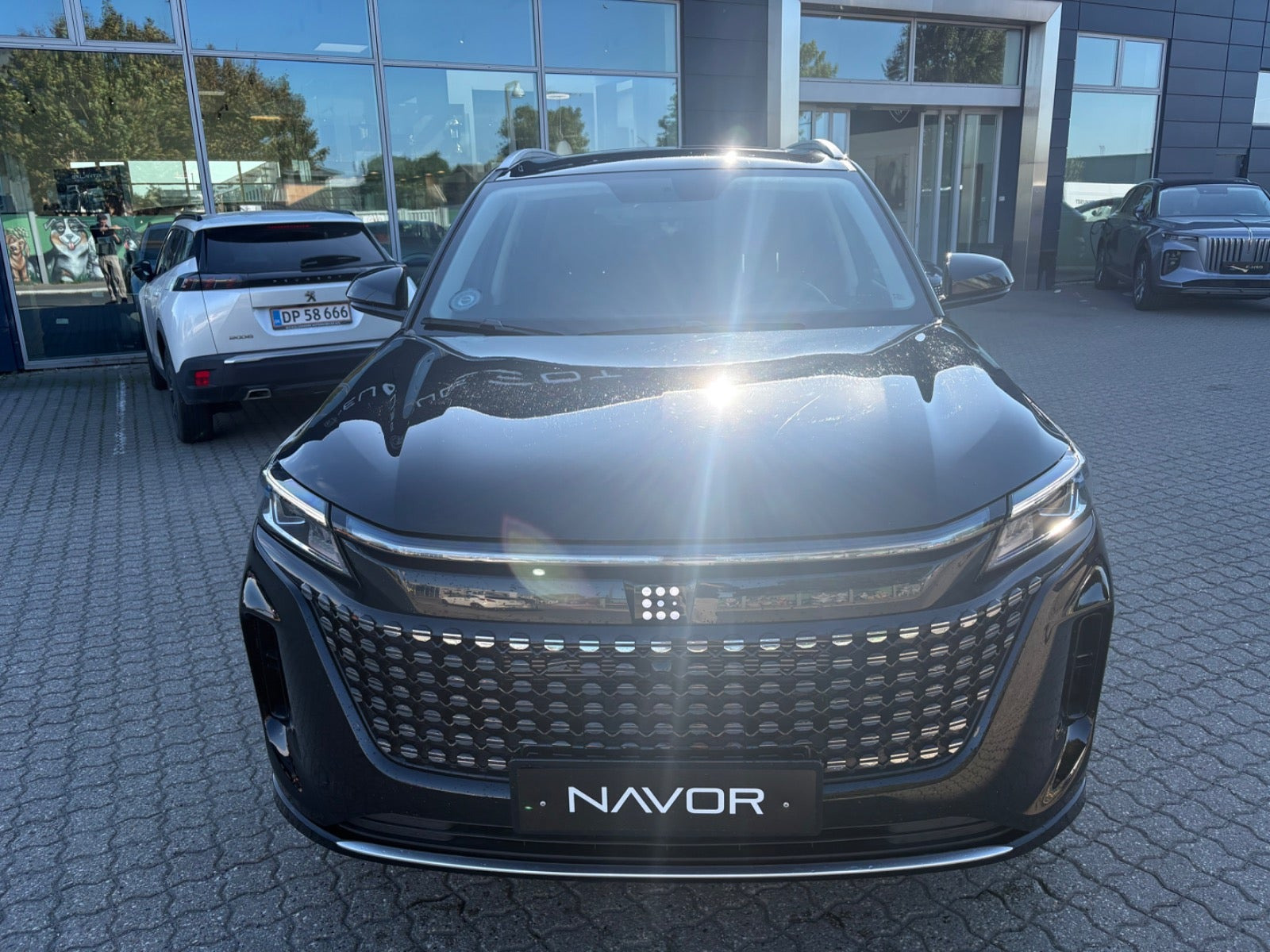 Rød Navor E5 fra 2025