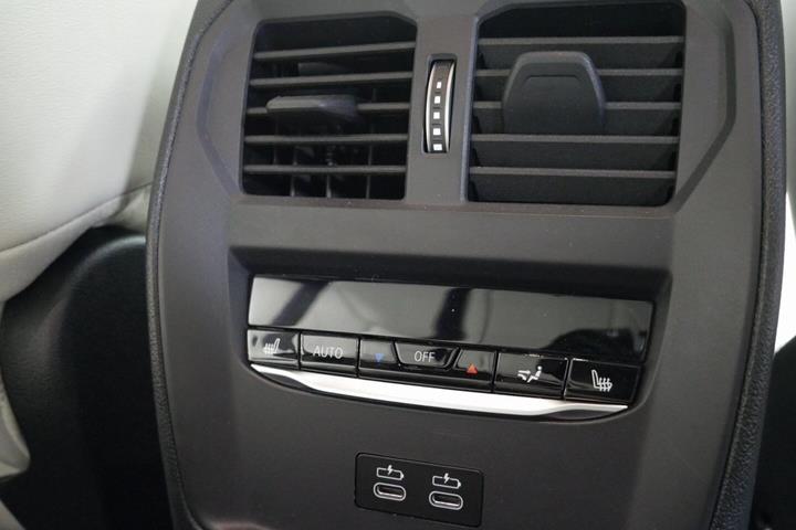 undefined BMW i4 fra 2025