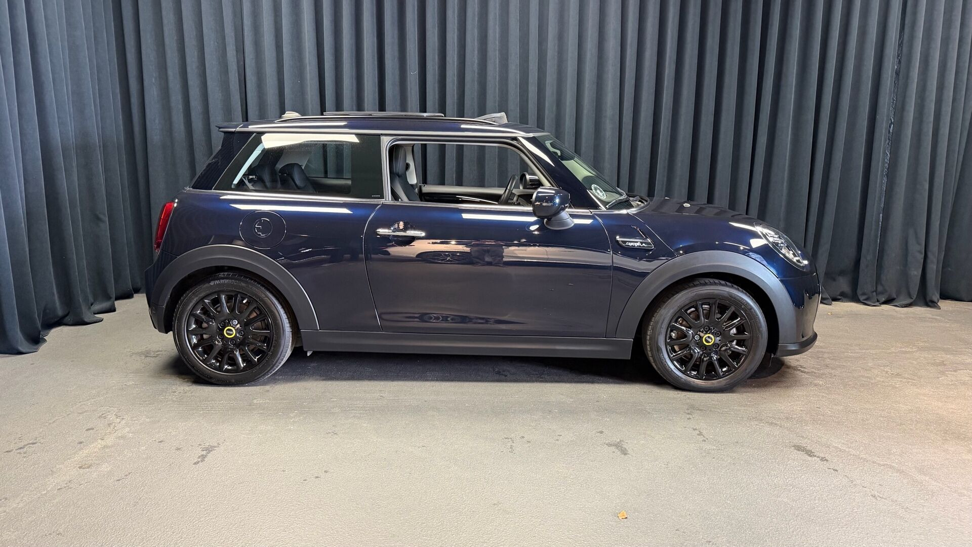 Sort Mini Cooper fra 2021