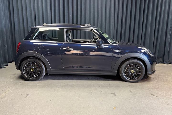 Sort Mini Cooper fra 2021