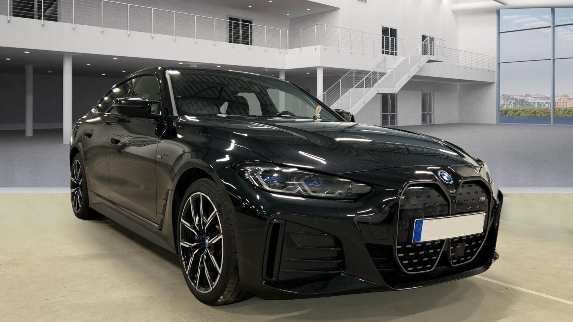 Sort BMW i4 fra 2024