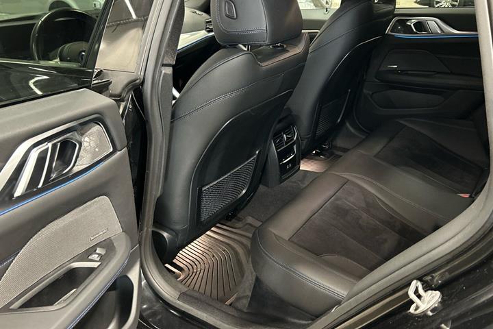 Sort BMW i4 fra 2024