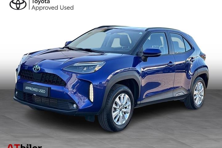 Blå Toyota Yaris Cross fra 2023