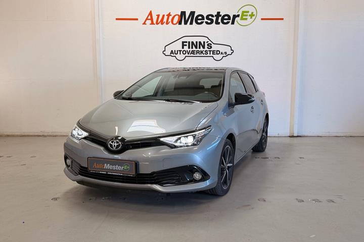 Sølv Toyota Auris fra 2018