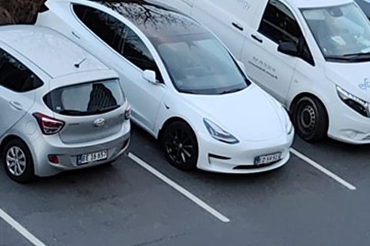undefined Tesla Model 3 fra 2020