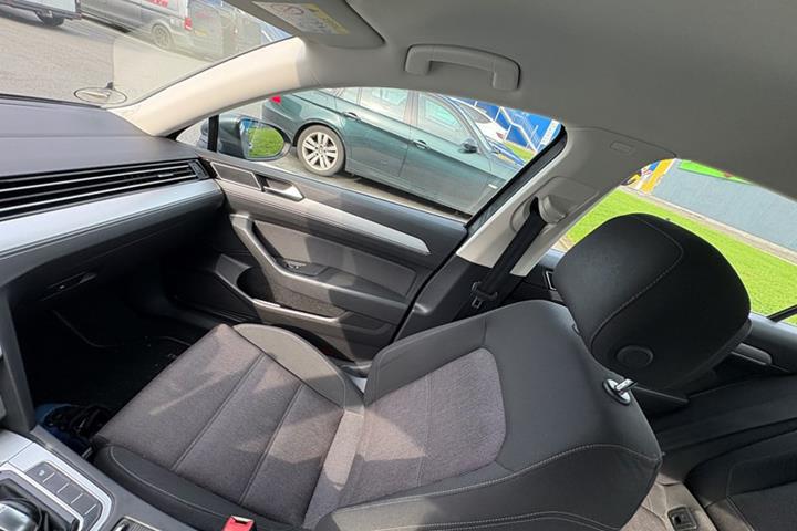 undefined VW Passat fra 2017