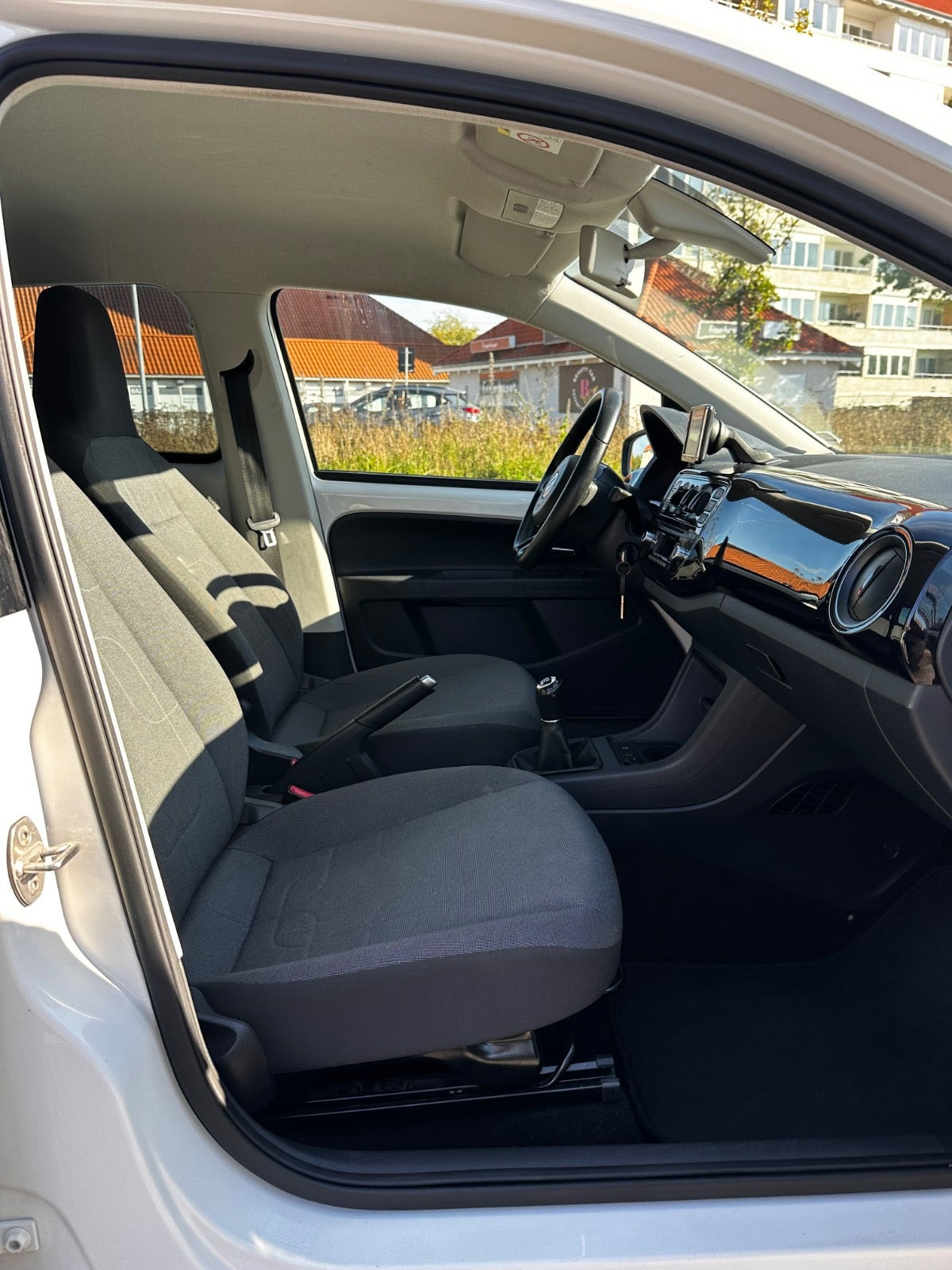 Hvid VW UP! fra 2015