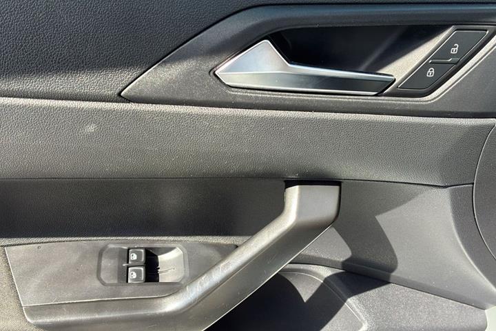 Hvid VW Polo fra 2018