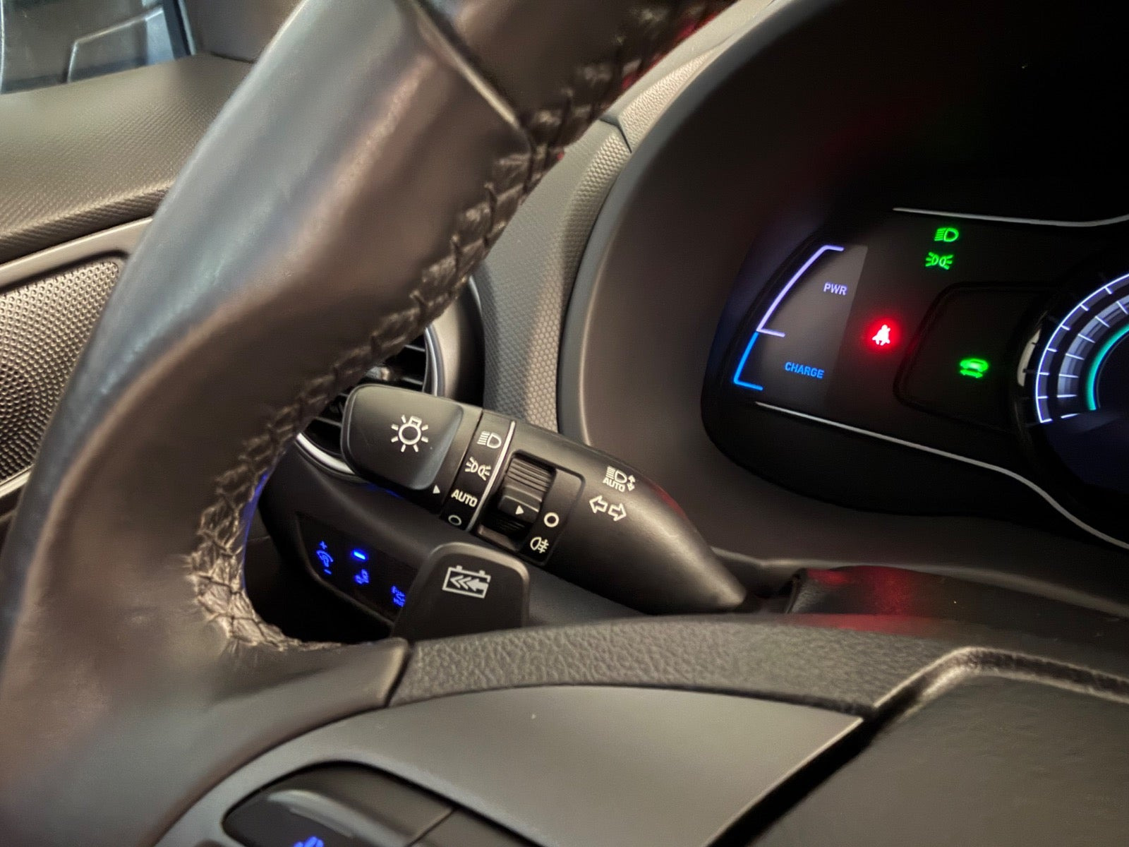 Hvid Hyundai Kona fra 2019
