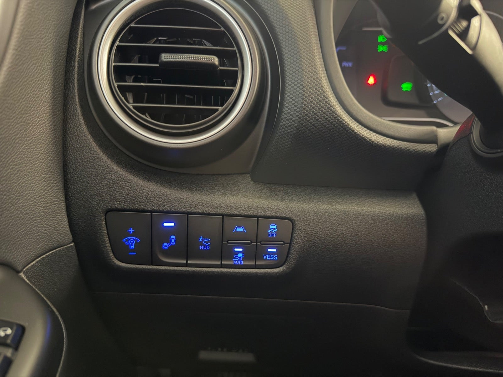 Hvid Hyundai Kona fra 2019