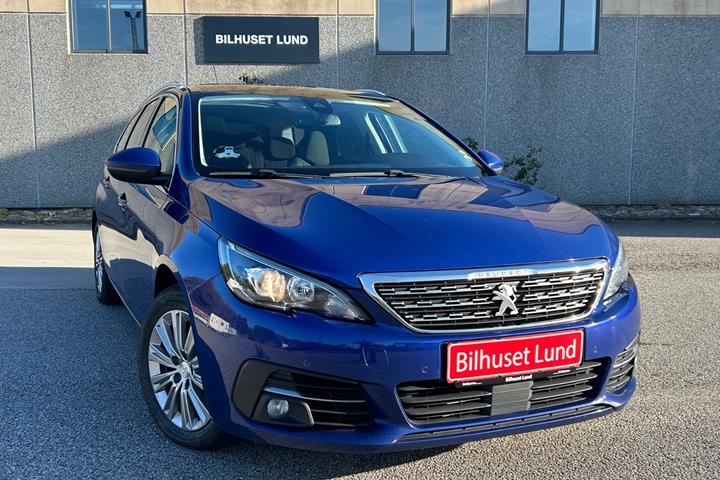 Blå Peugeot 308 fra 2019