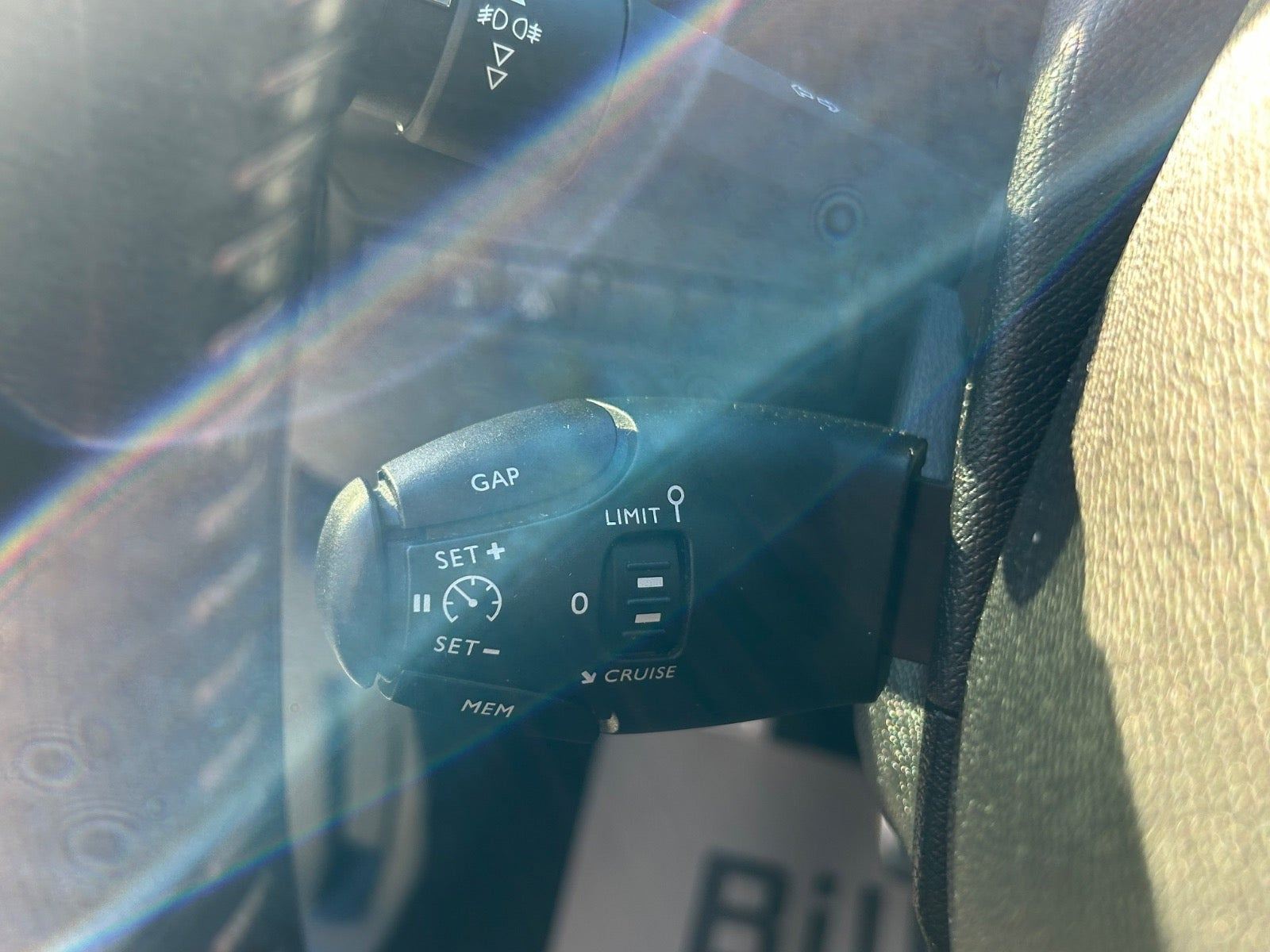 Blå Peugeot 308 fra 2019