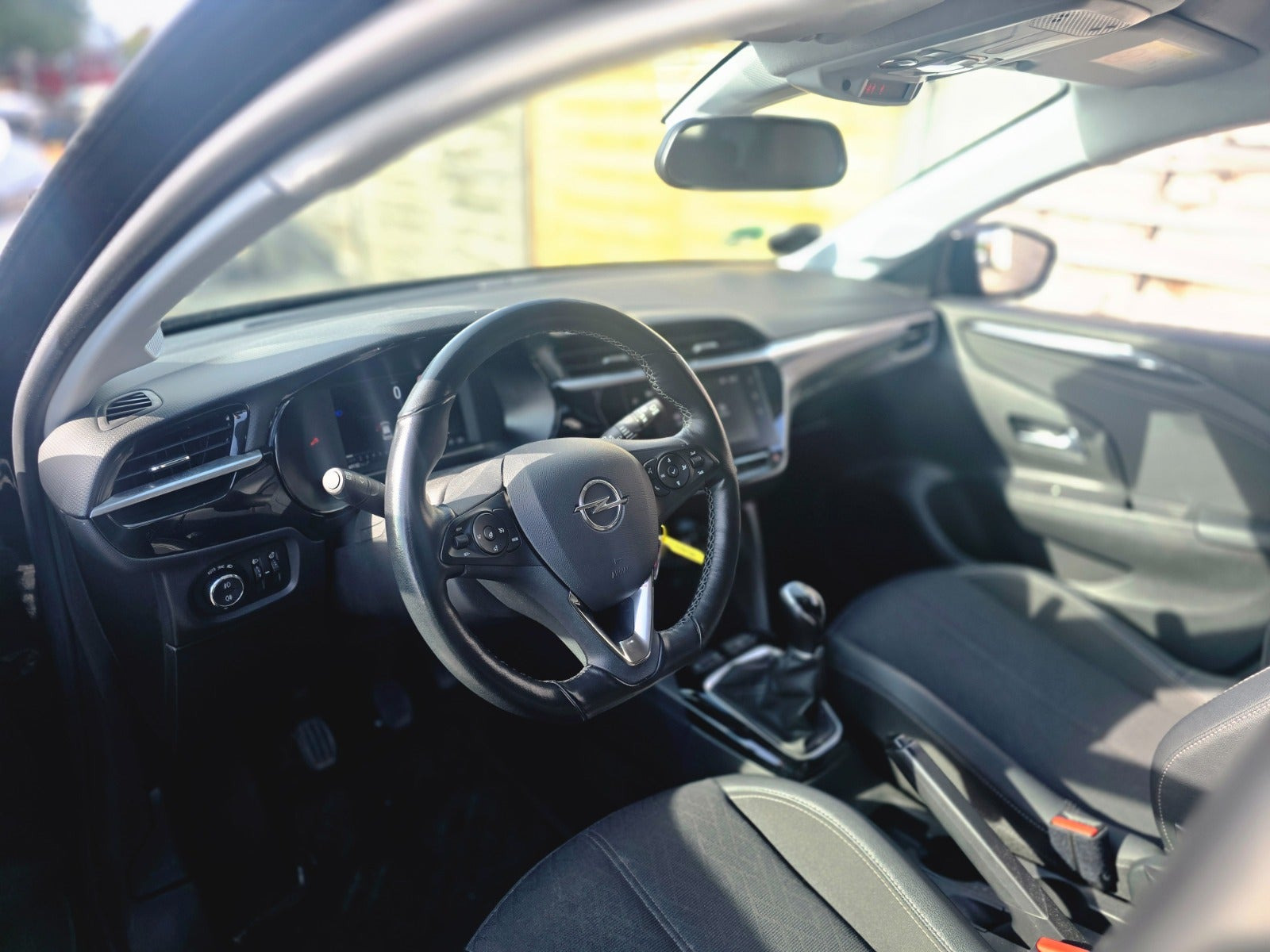 Sort Opel Corsa fra 2021