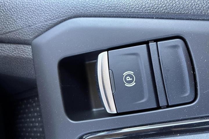 Hvid Renault Kangoo fra 2025