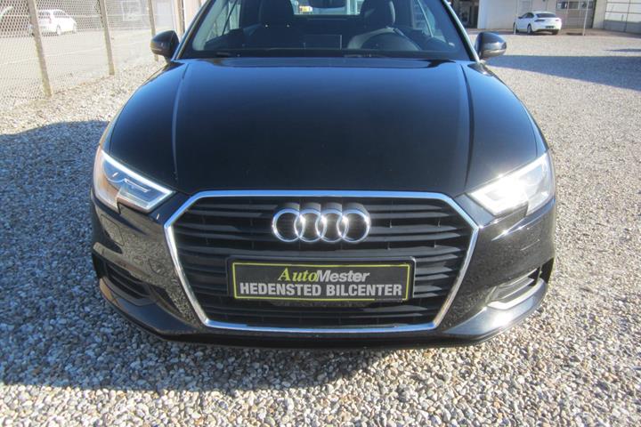 Sort Audi A3 fra 2018
